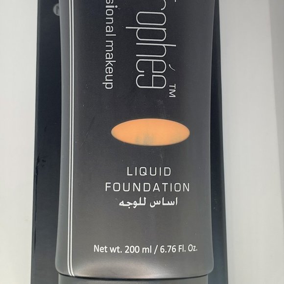 Le Trouphea Professional Makeup Liquid Foundation - Picture 1 of 5
